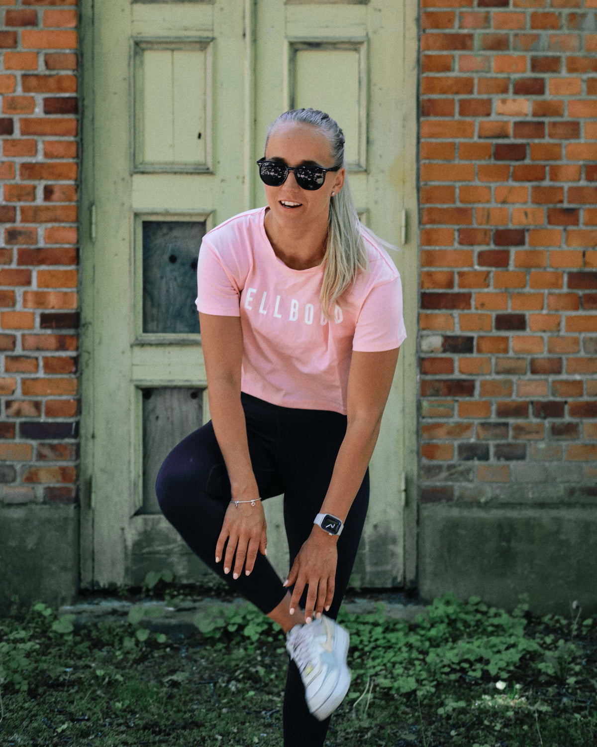 The Ab-Showcaser (Light Pink)